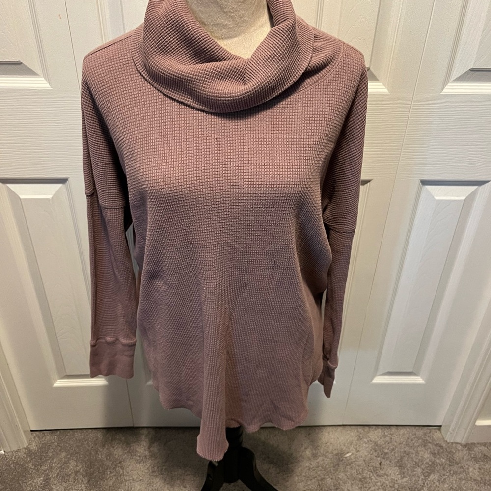 Babaton from Aritizia size L Women's Cowl Neck Sweater